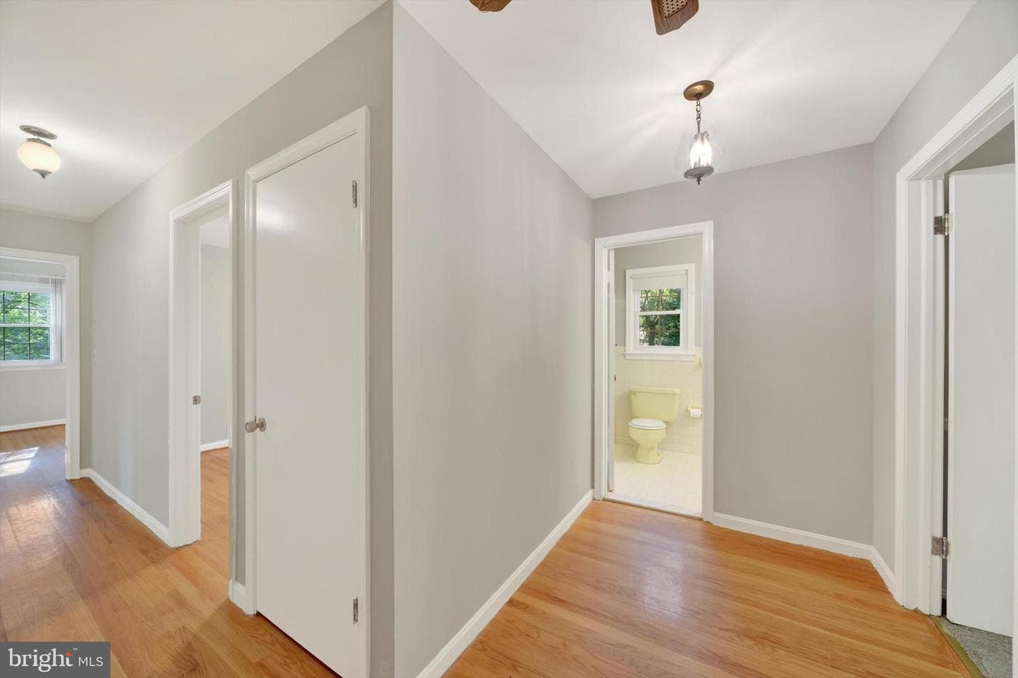 201 Oak Avenue photo 27
