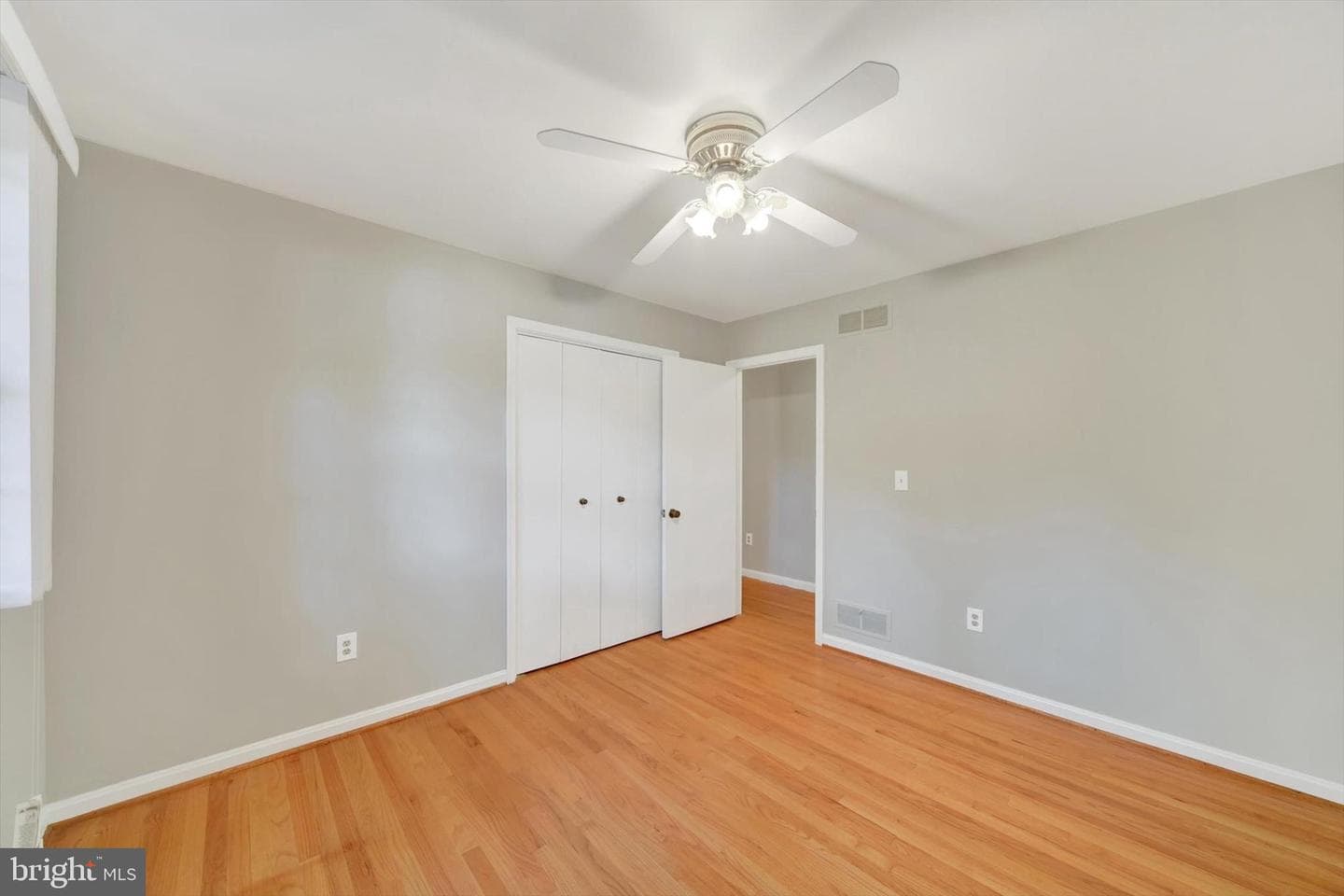 201 Oak Avenue photo 29