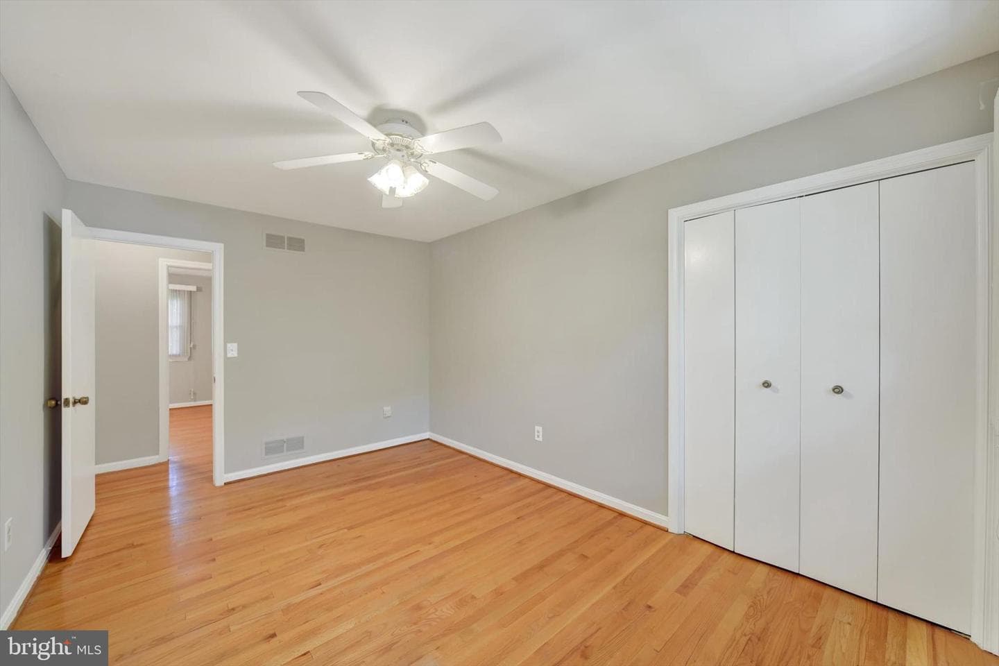 201 Oak Avenue photo 31