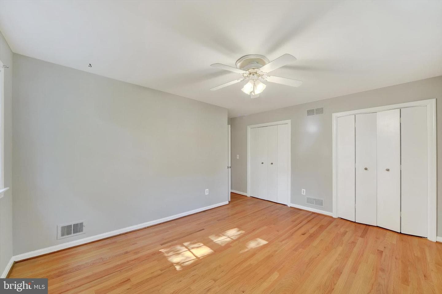 201 Oak Avenue photo 33