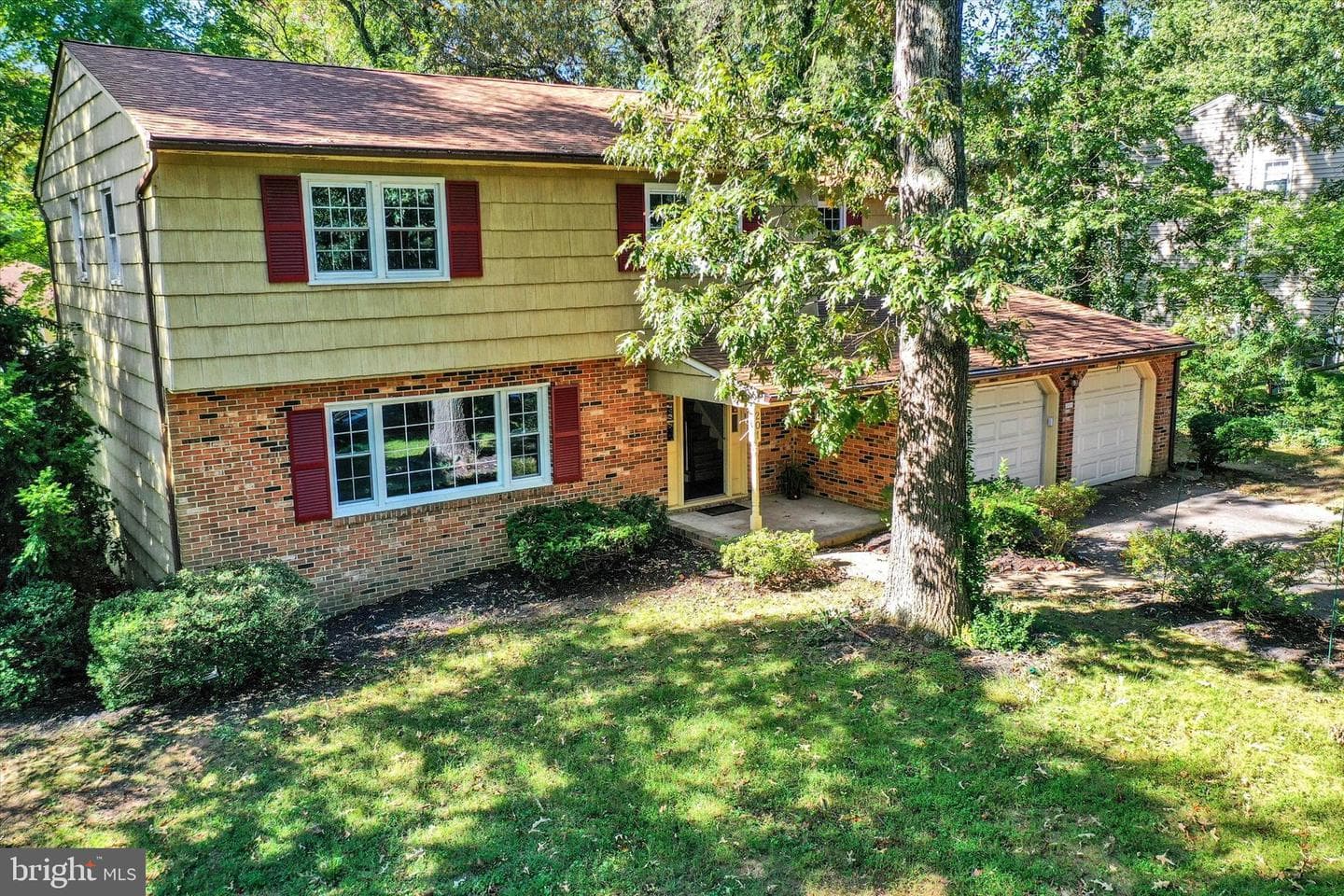 201 Oak Avenue photo 47