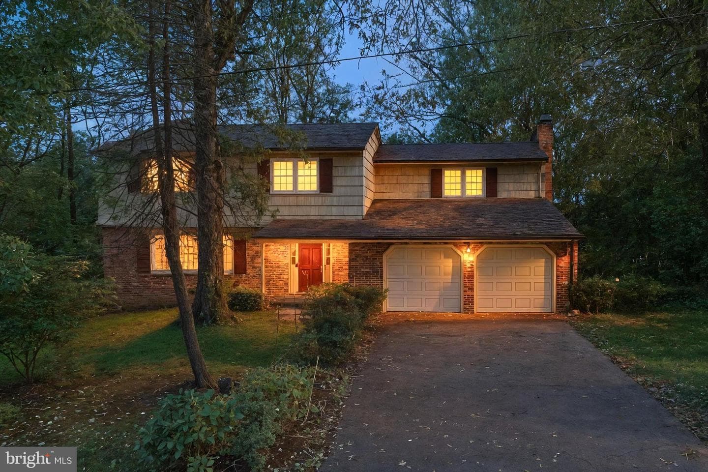 201 Oak Avenue photo 52
