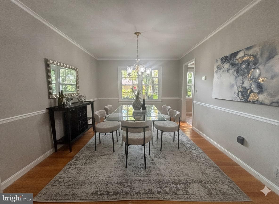 201 Oak Avenue photo 9