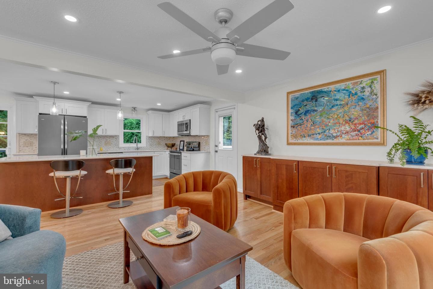 148 Cresston Road photo 3