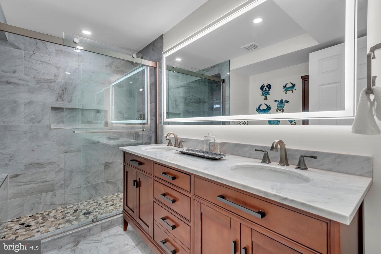 148 Cresston Road photo 31