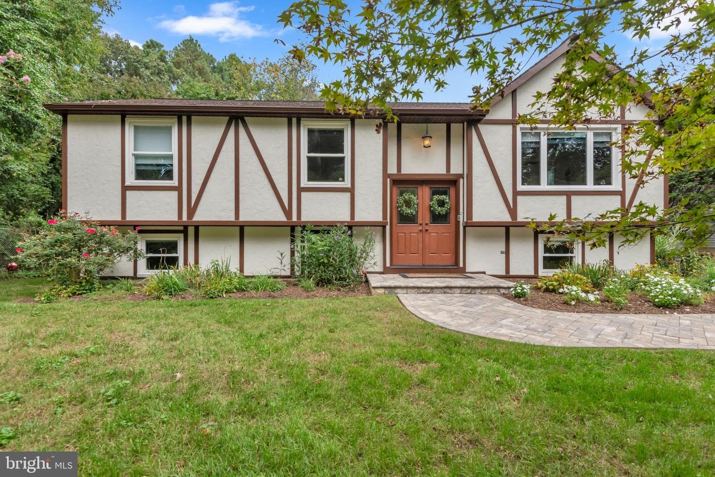 148 Cresston Road photo 38