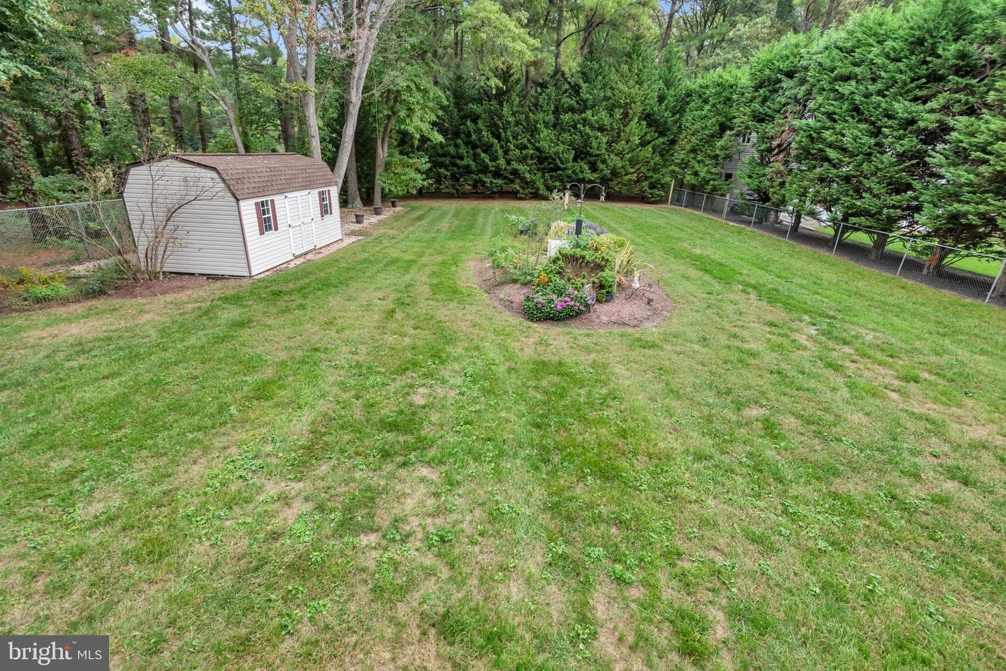 148 Cresston Road photo 52