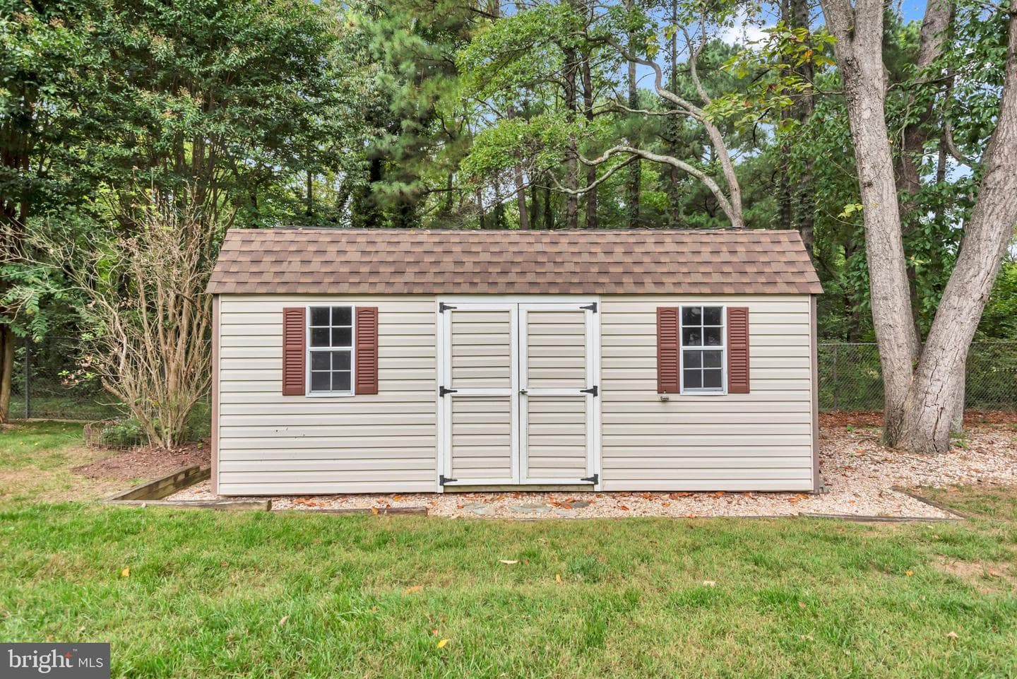 148 Cresston Road photo 53