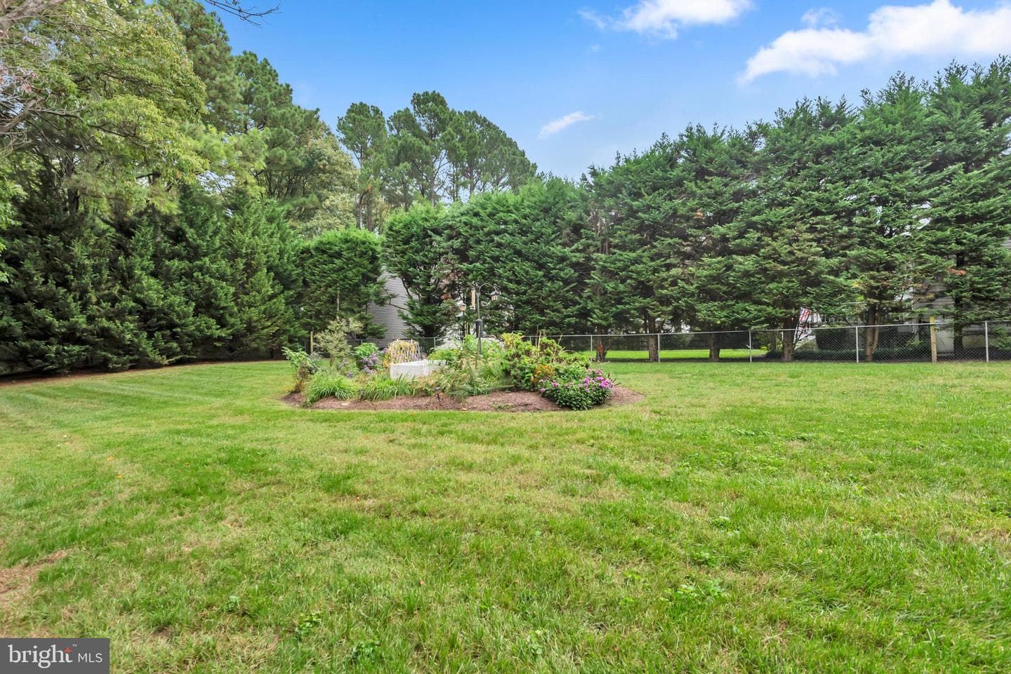 148 Cresston Road photo 55