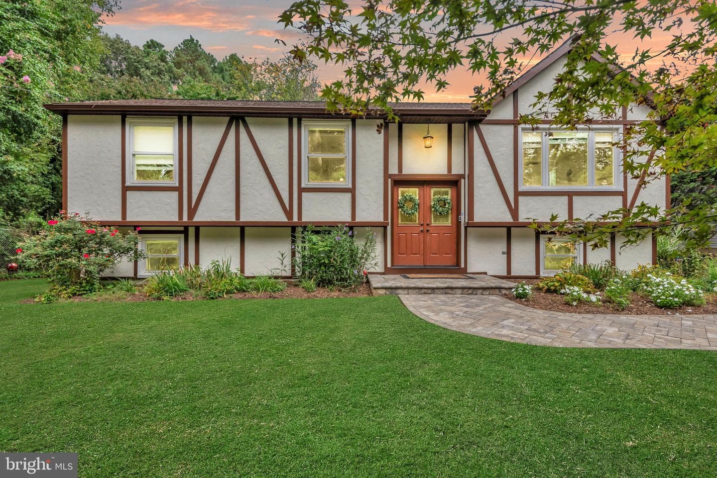 148 Cresston Road photo 56