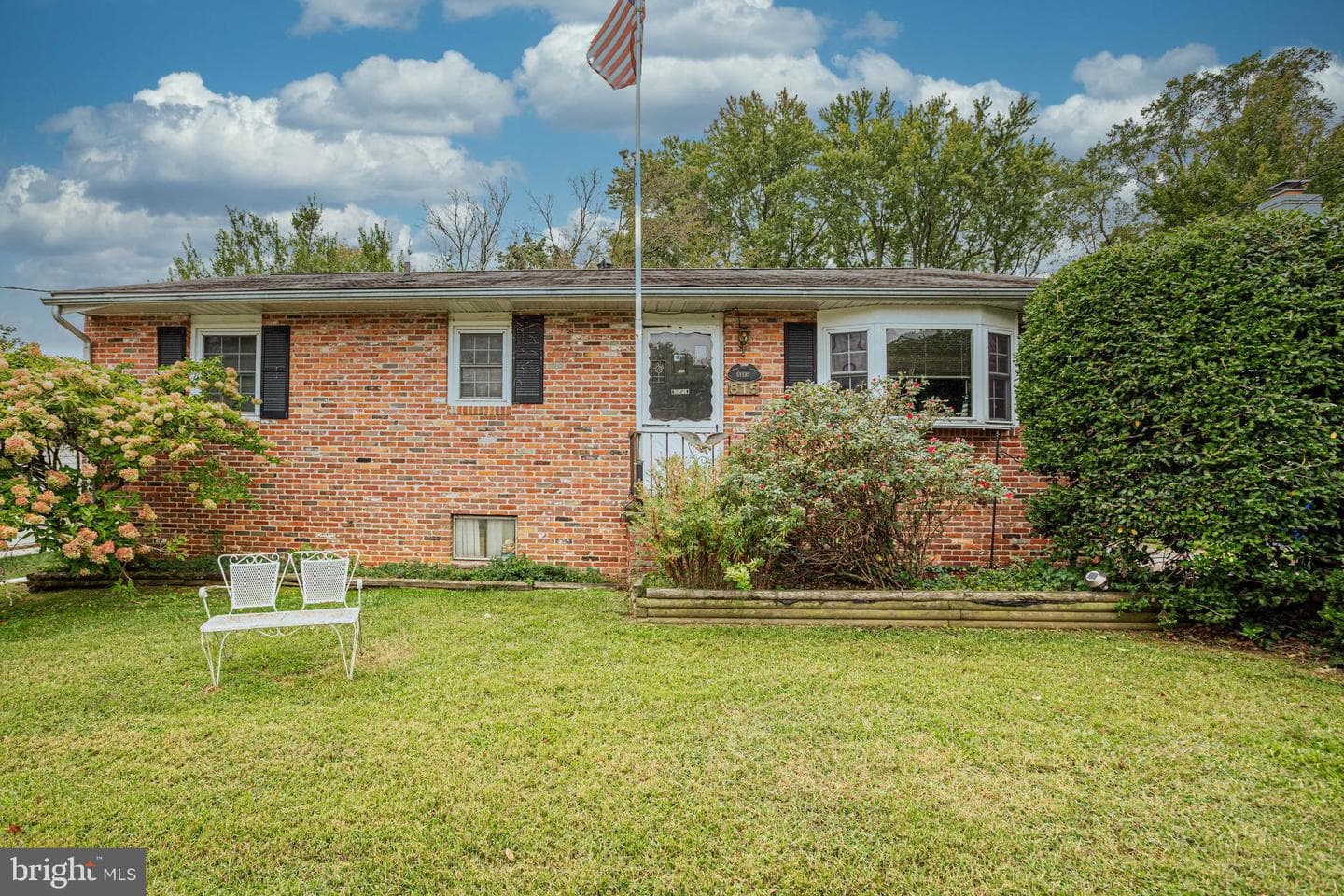 815 Janice Drive photo 3