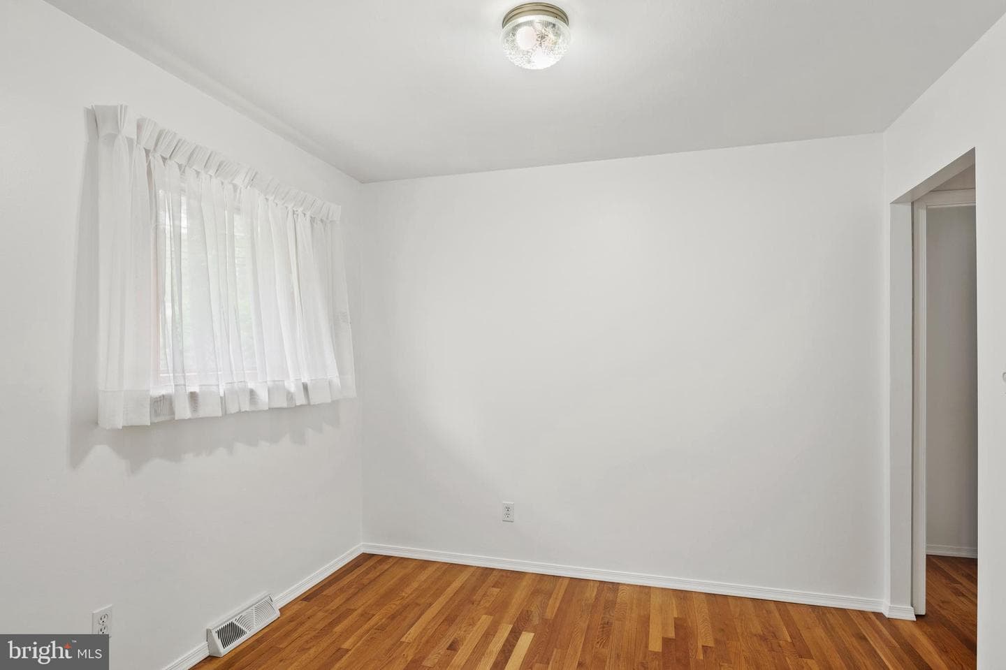 1509 Manor View Road photo 14