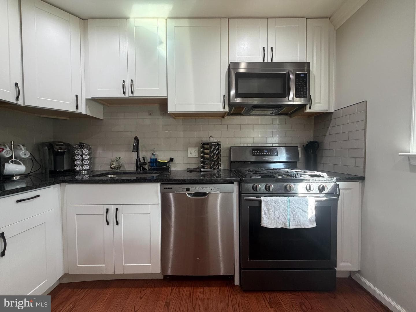529 Chalet Drive W photo 15