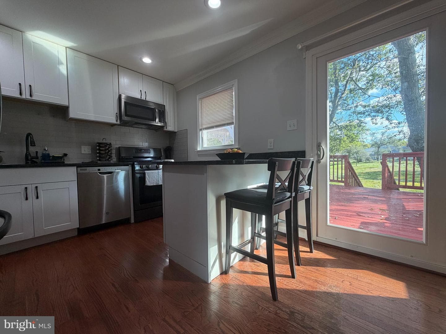 529 Chalet Drive W photo 17
