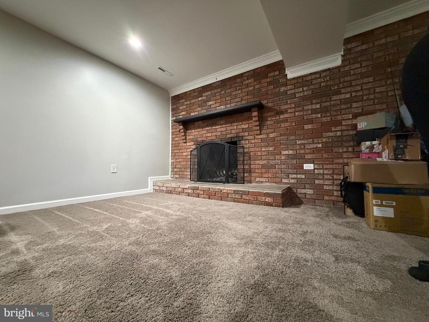 529 Chalet Drive W photo 33