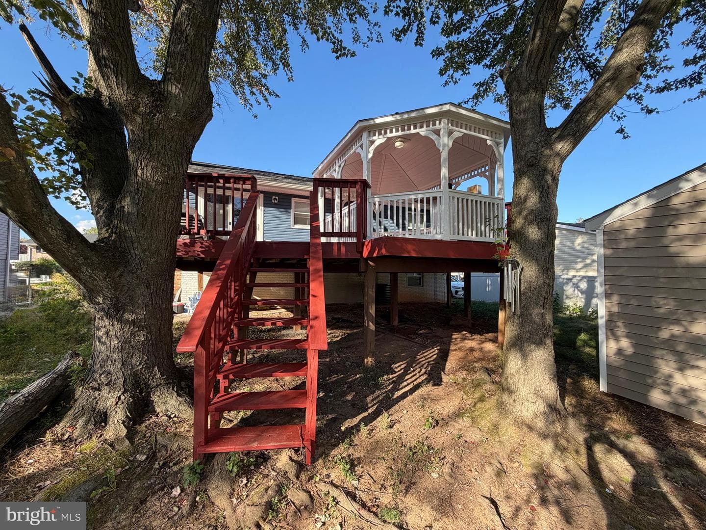 529 Chalet Drive W photo 53