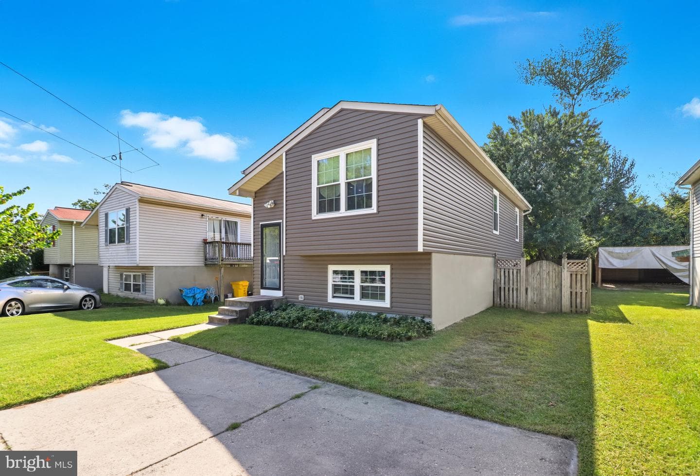 207 Lincoln Avenue photo 4