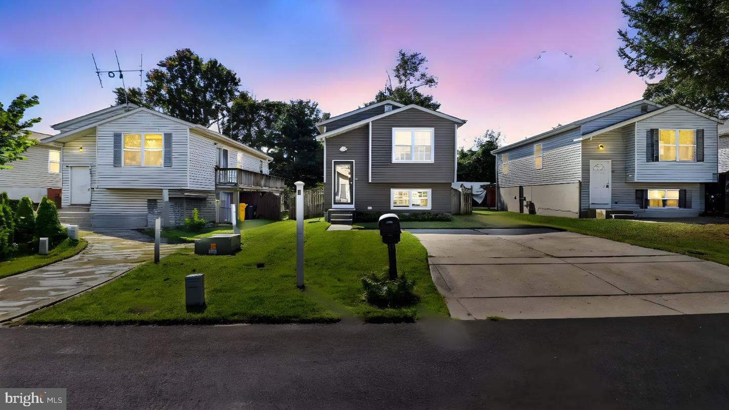 207 Lincoln Avenue photo 46