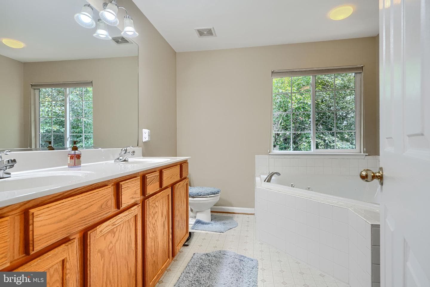 3147 Galaxy Way photo 20