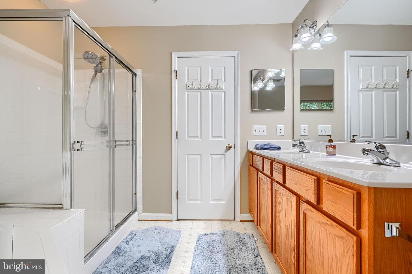 3147 Galaxy Way photo 23