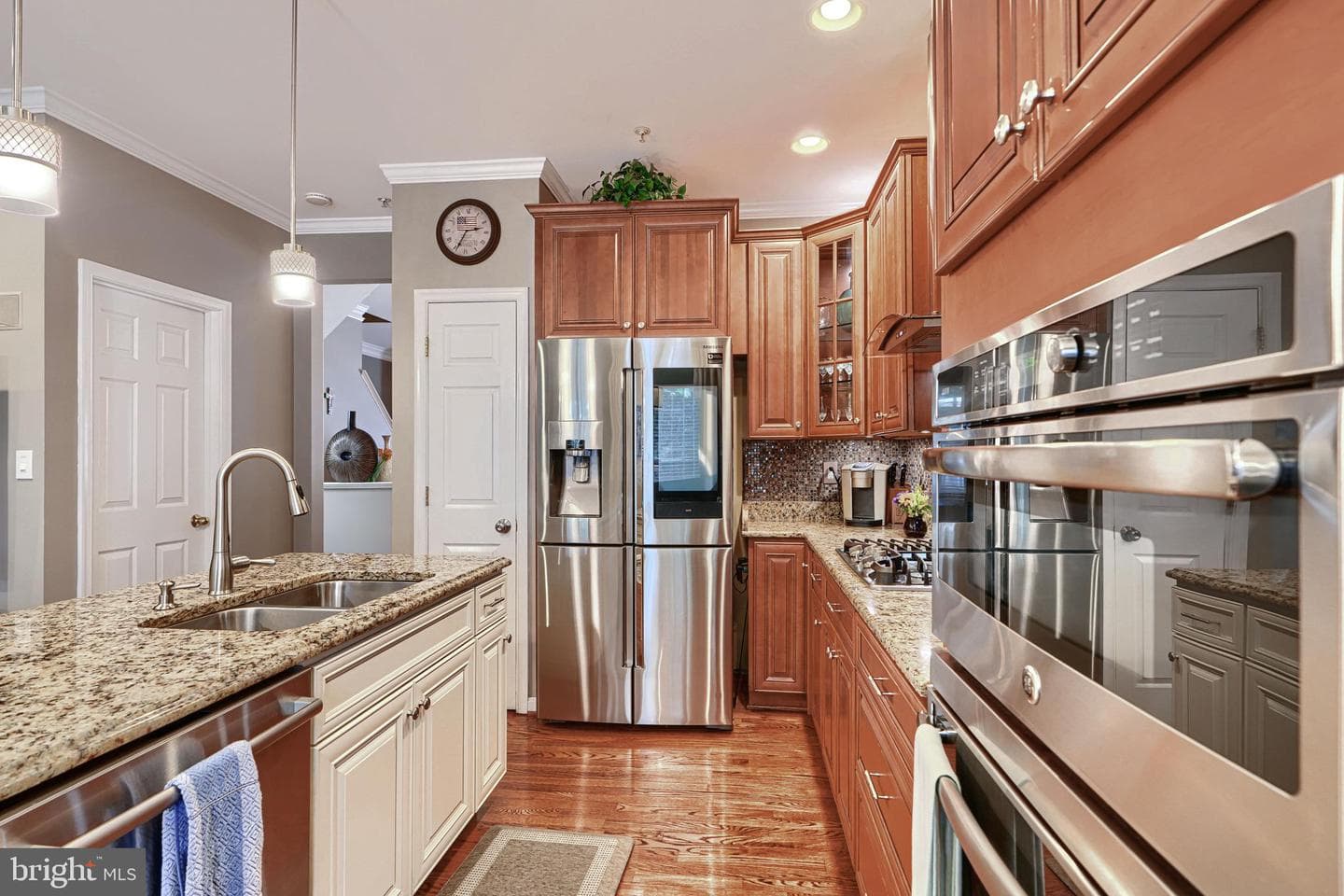 3147 Galaxy Way photo 8