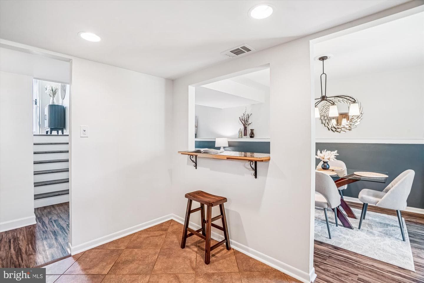 377 Volley Court photo 20