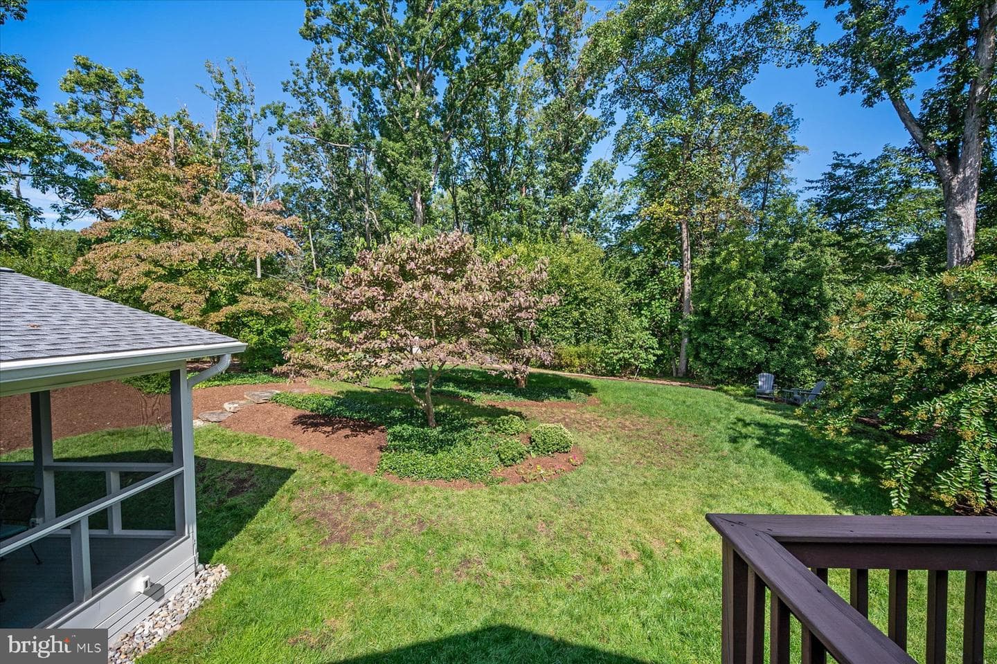 682 Carlisle Drive photo 24