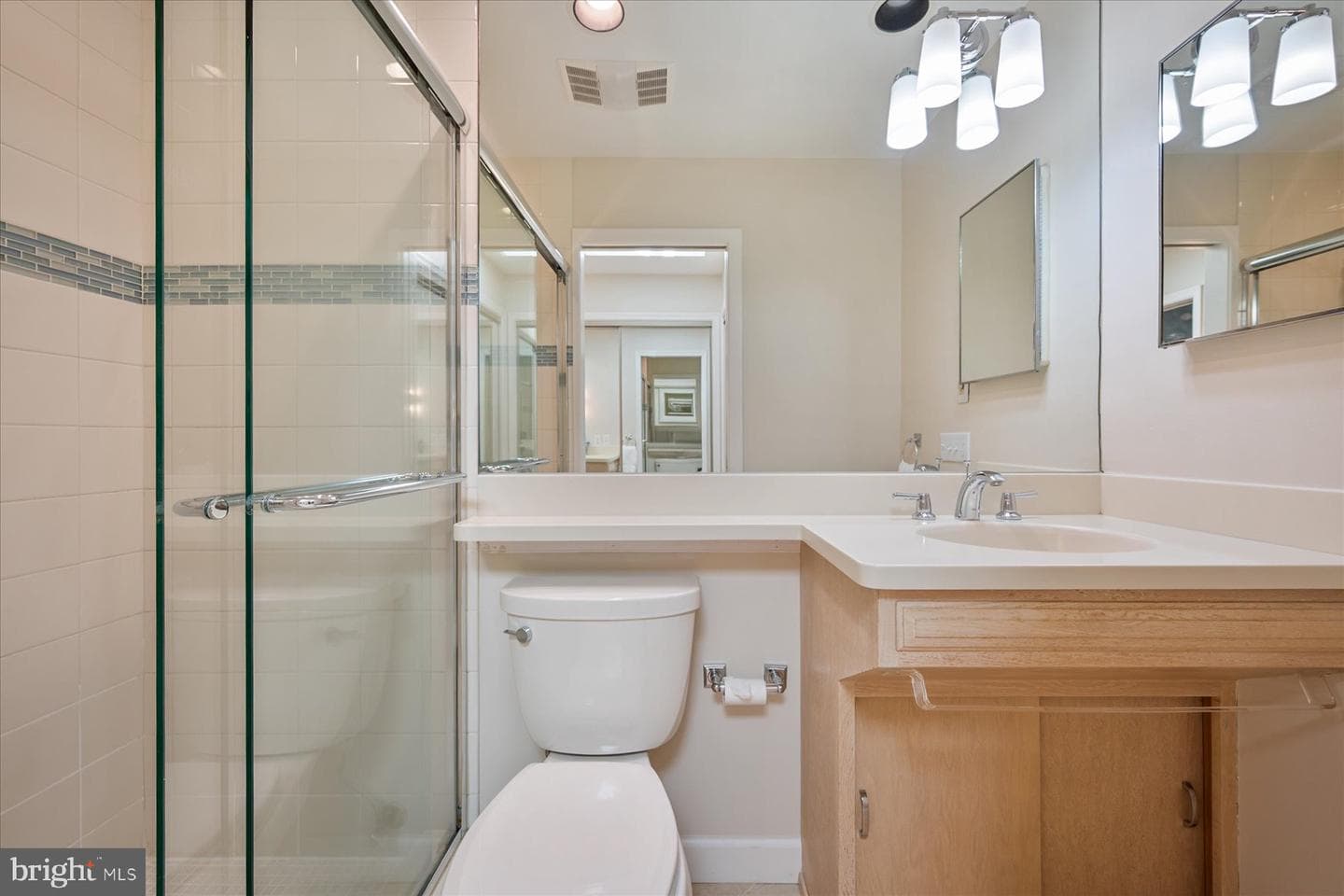 682 Carlisle Drive photo 26