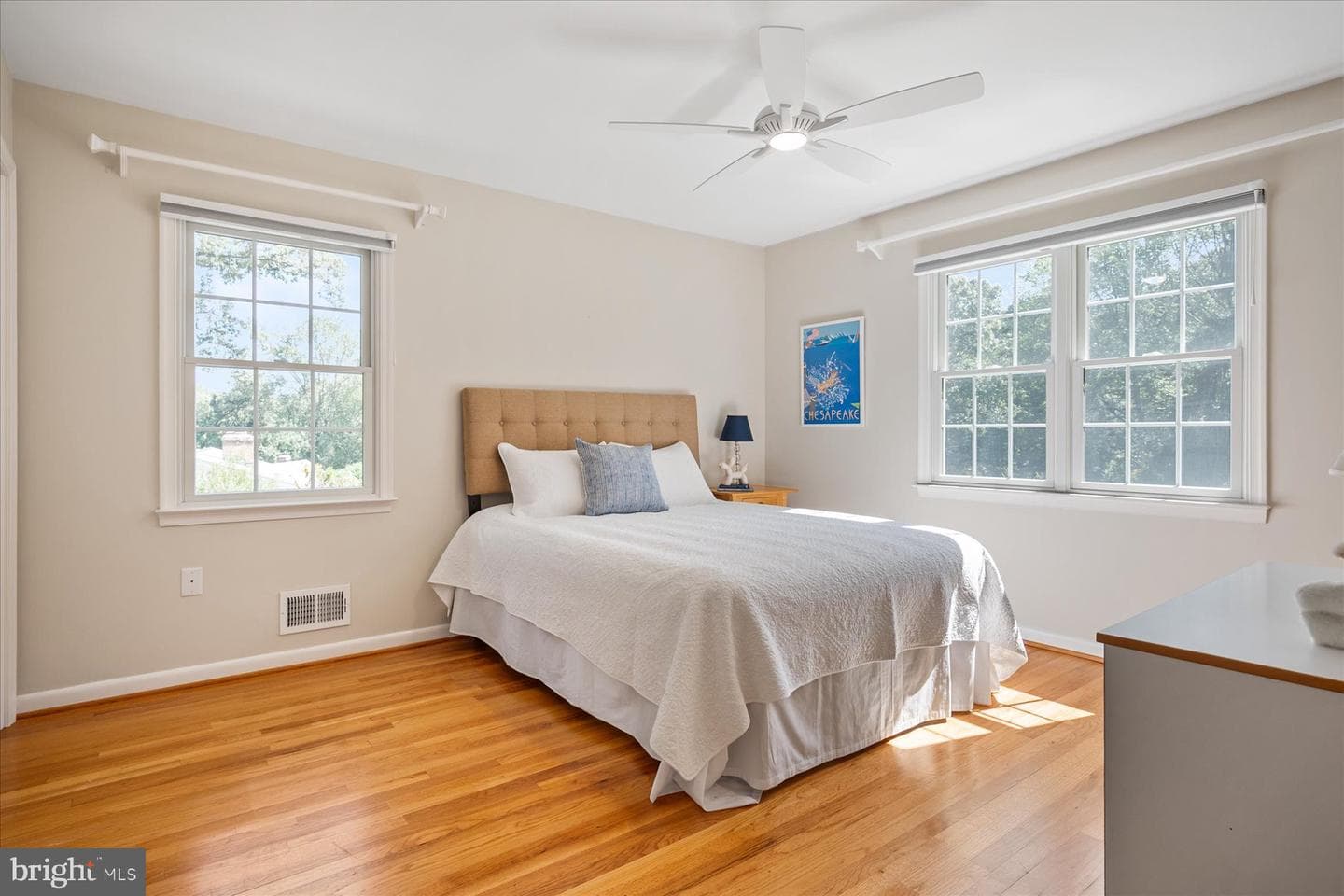 682 Carlisle Drive photo 29