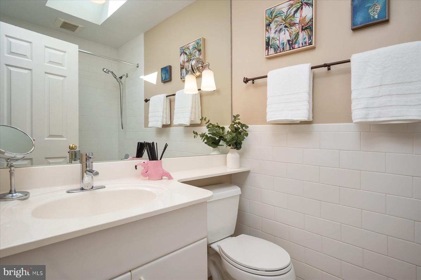 682 Carlisle Drive photo 33