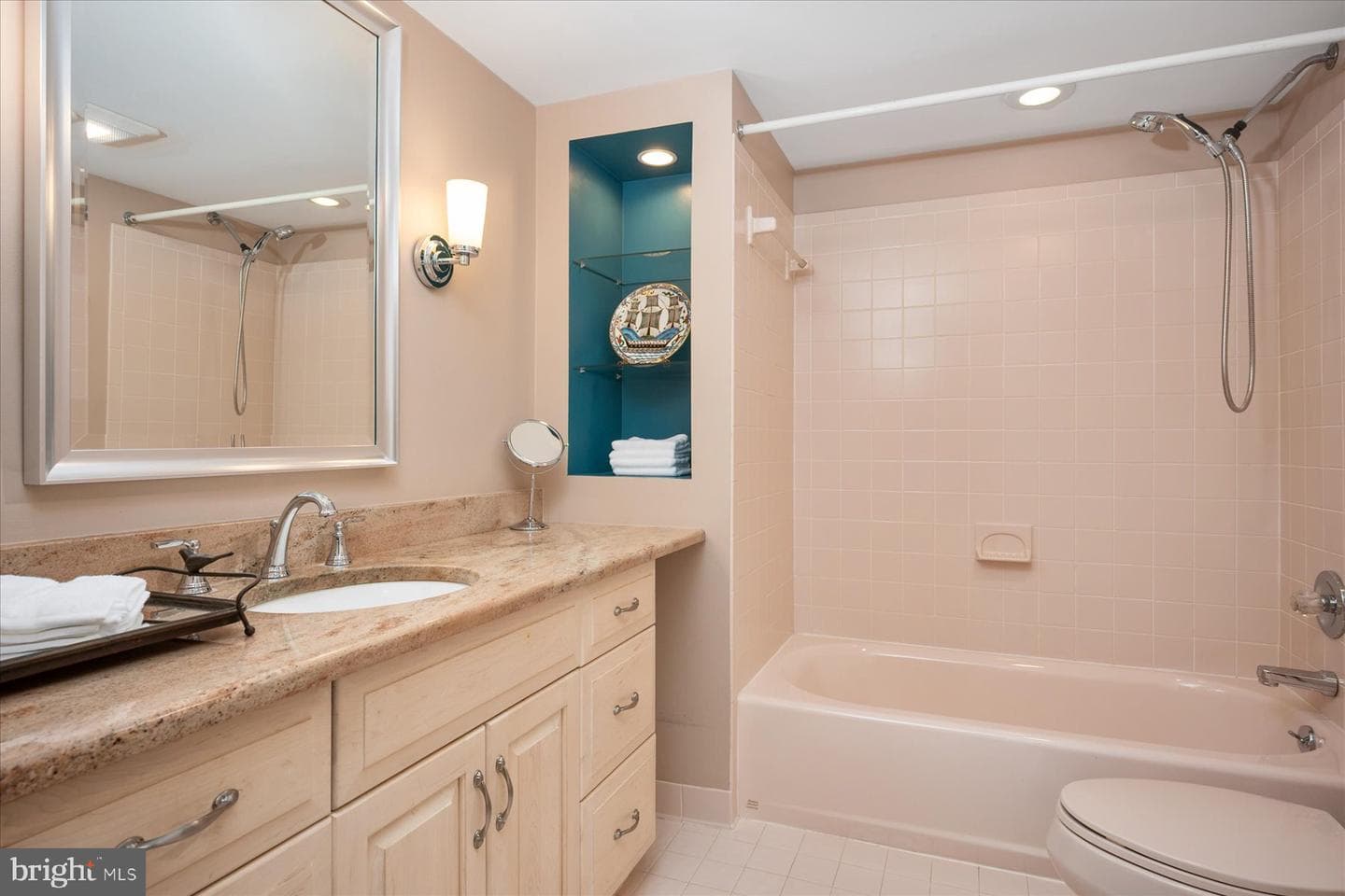 682 Carlisle Drive photo 40
