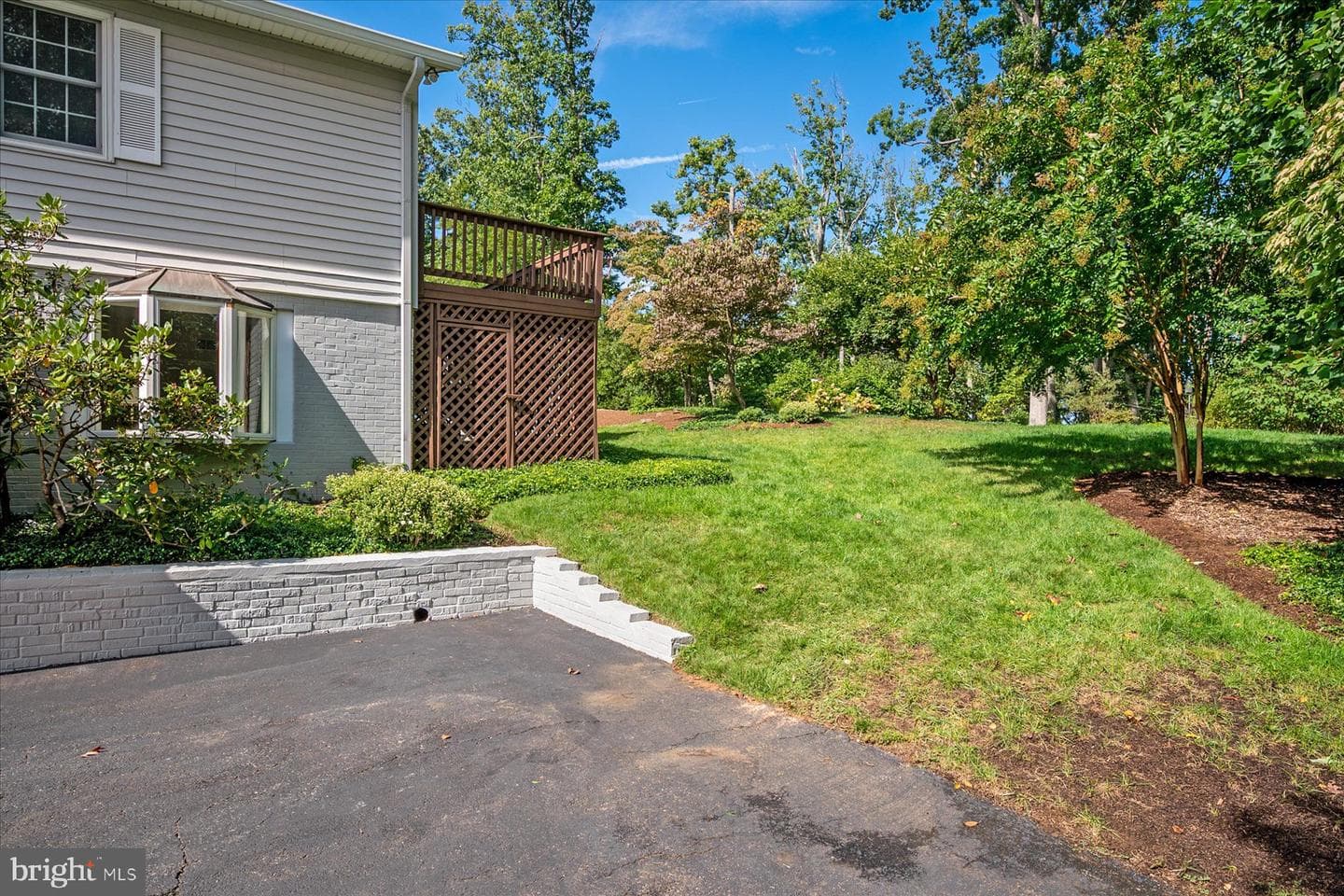 682 Carlisle Drive photo 50