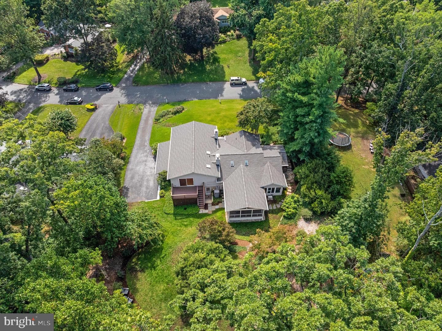 682 Carlisle Drive photo 52