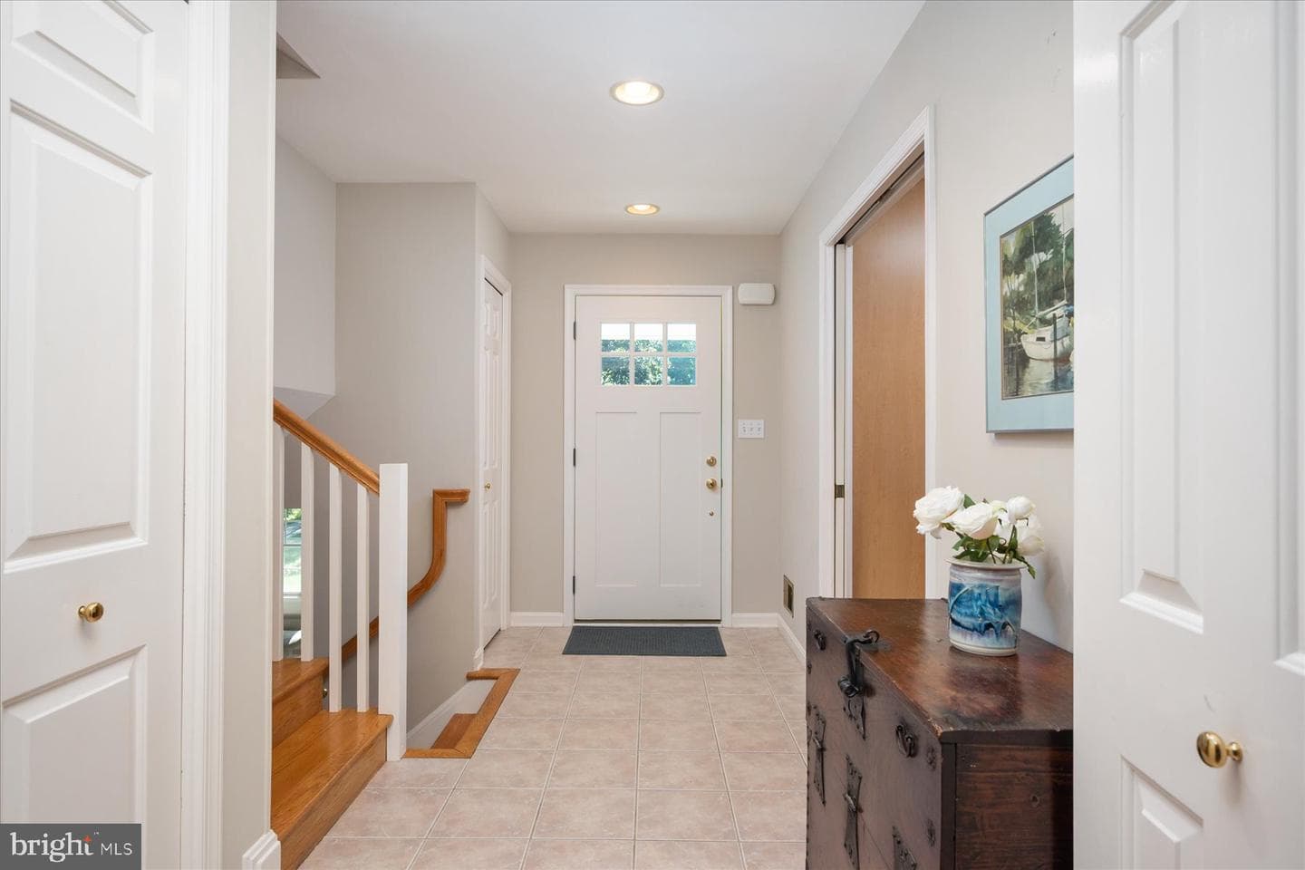 682 Carlisle Drive photo 6