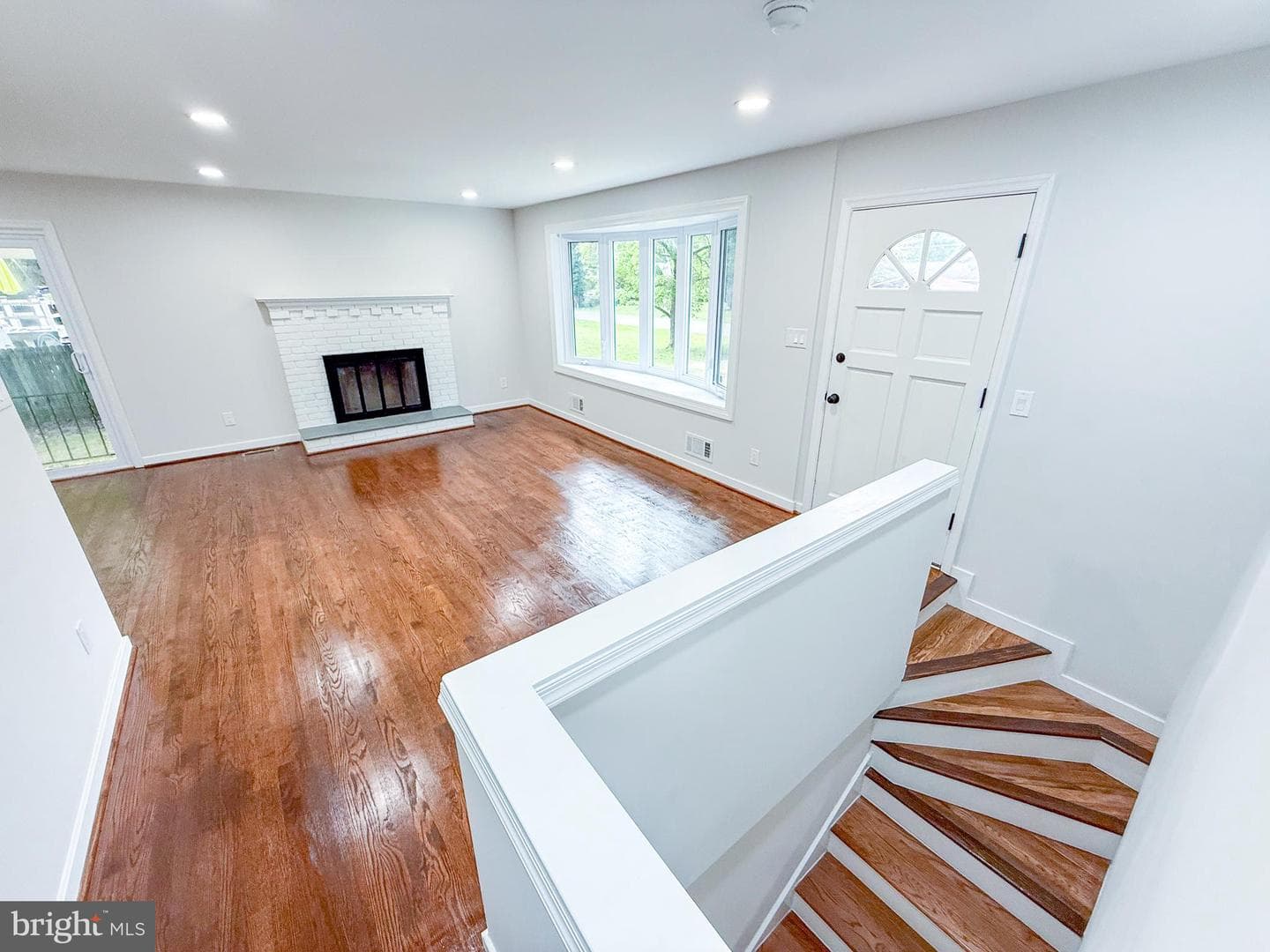 80 Beach Drive photo 45