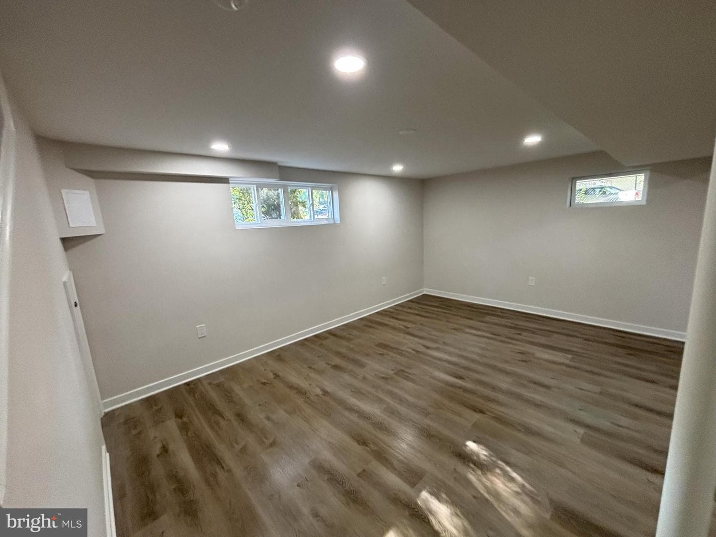 80 Beach Drive photo 51