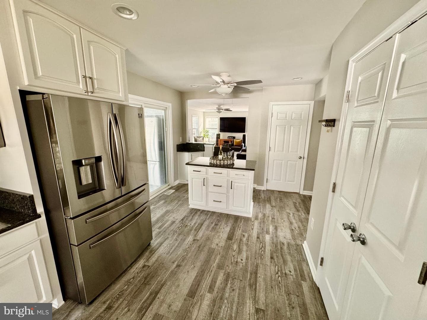 1002 Elbridge Way photo 8
