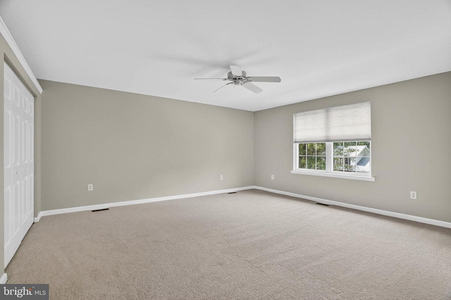 1749 Maple Avenue photo 27