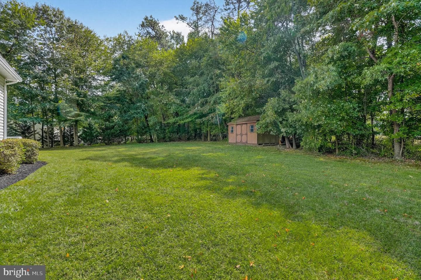 1749 Maple Avenue photo 37