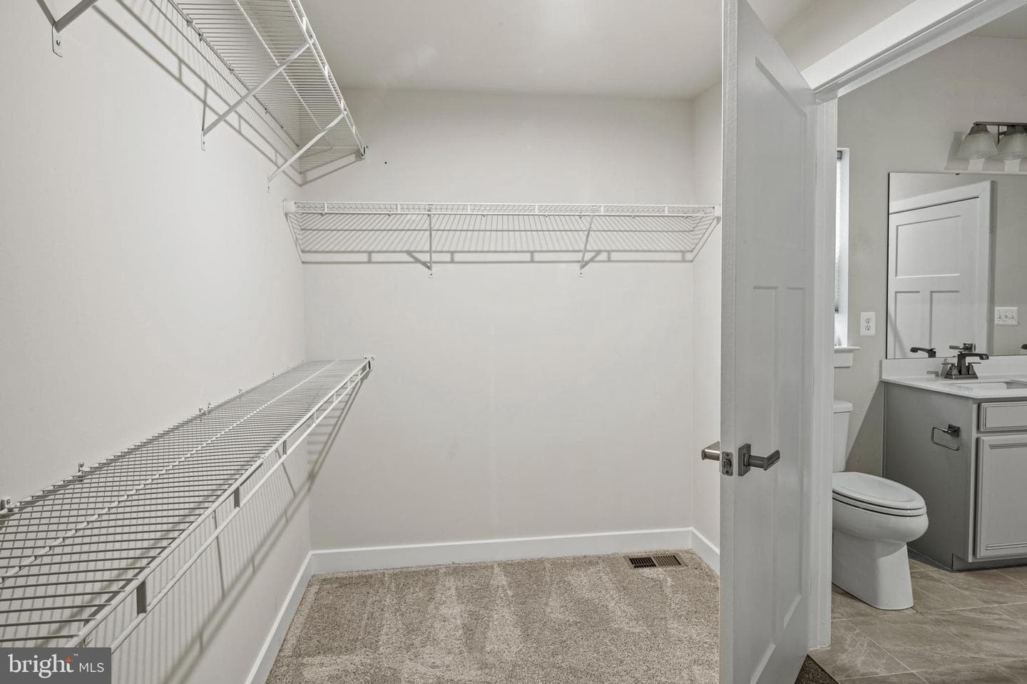 1512 Catbriar Way photo 15