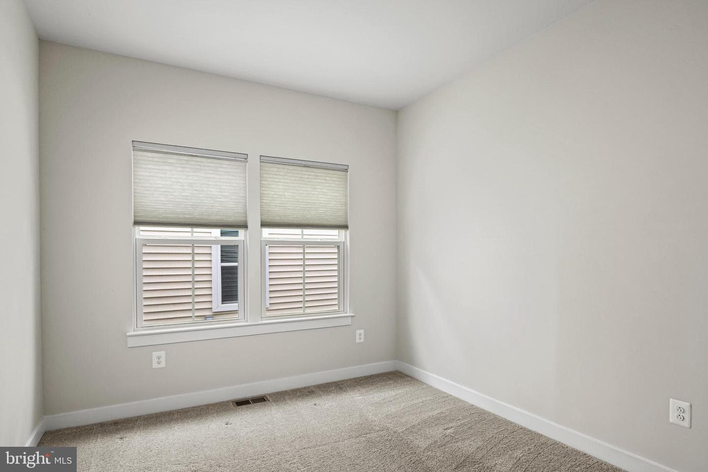 1512 Catbriar Way photo 18