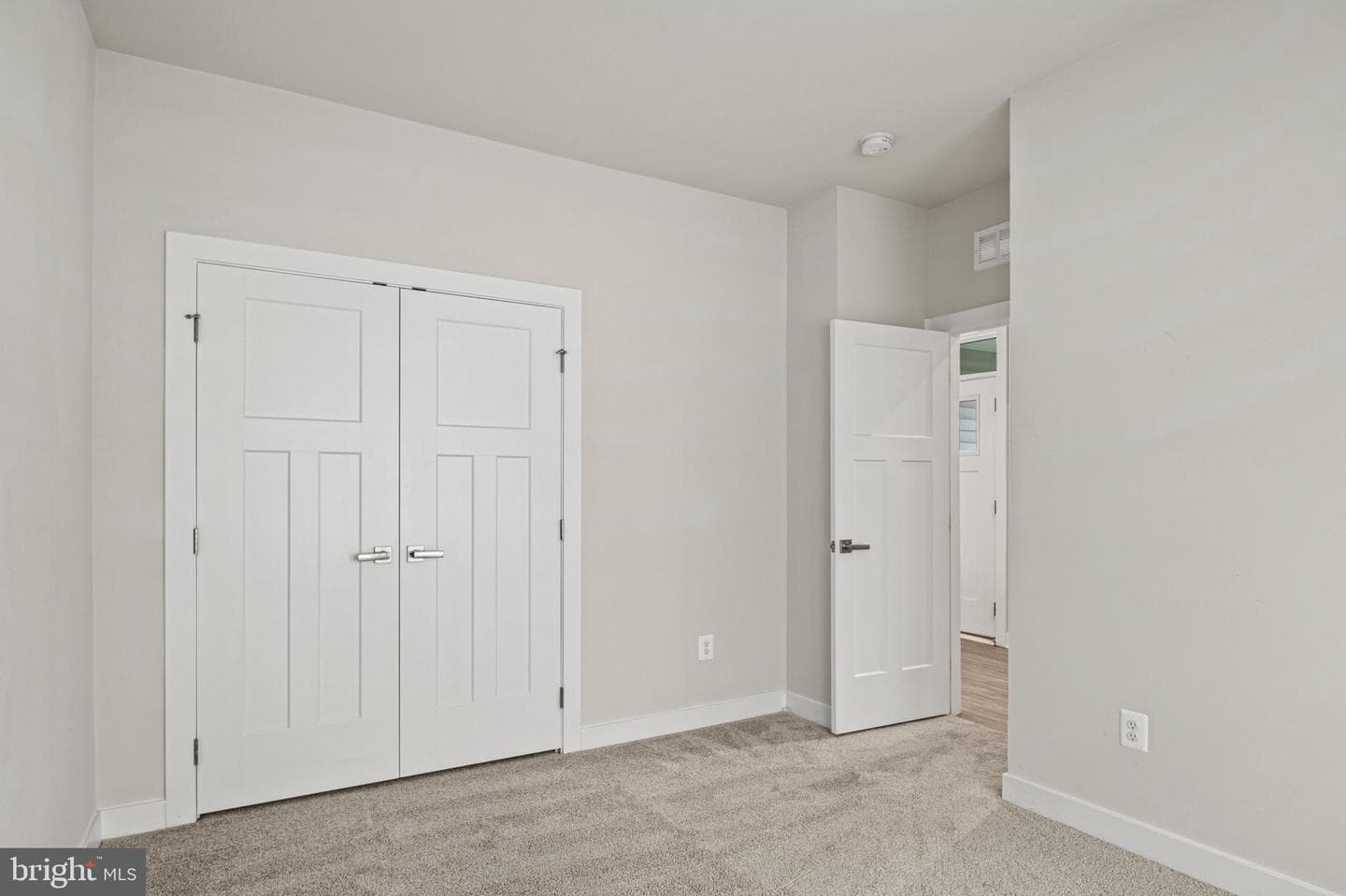 1512 Catbriar Way photo 19