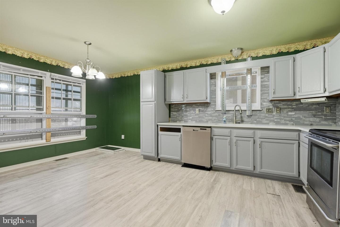 5103 Ballman Avenue photo 5
