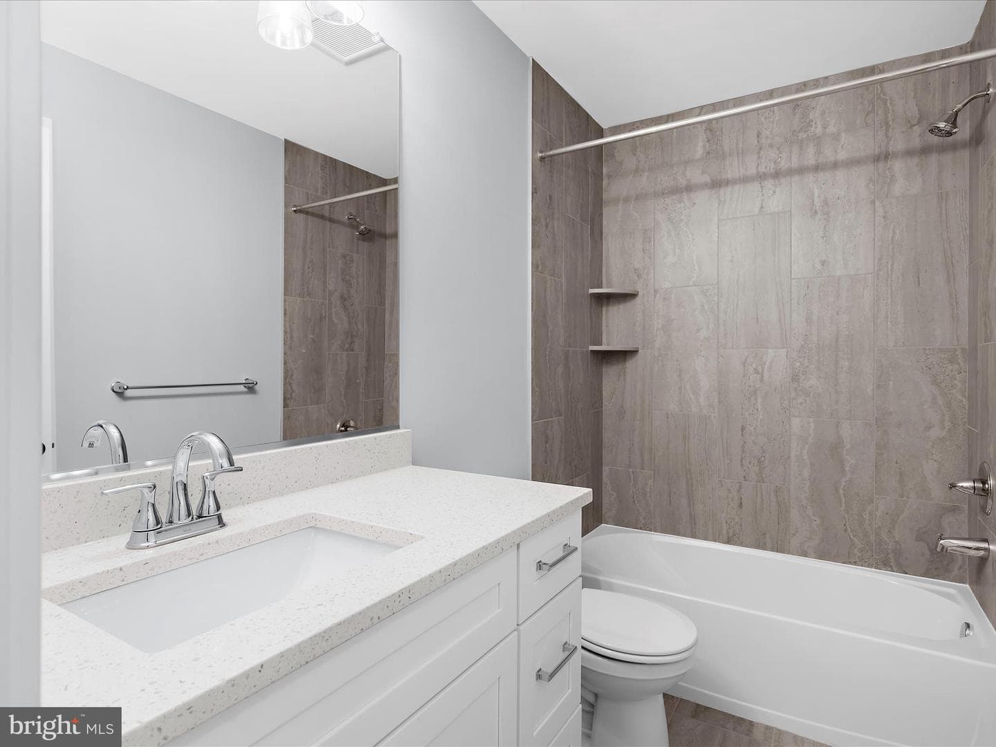 95 Edelton Avenue photo 25