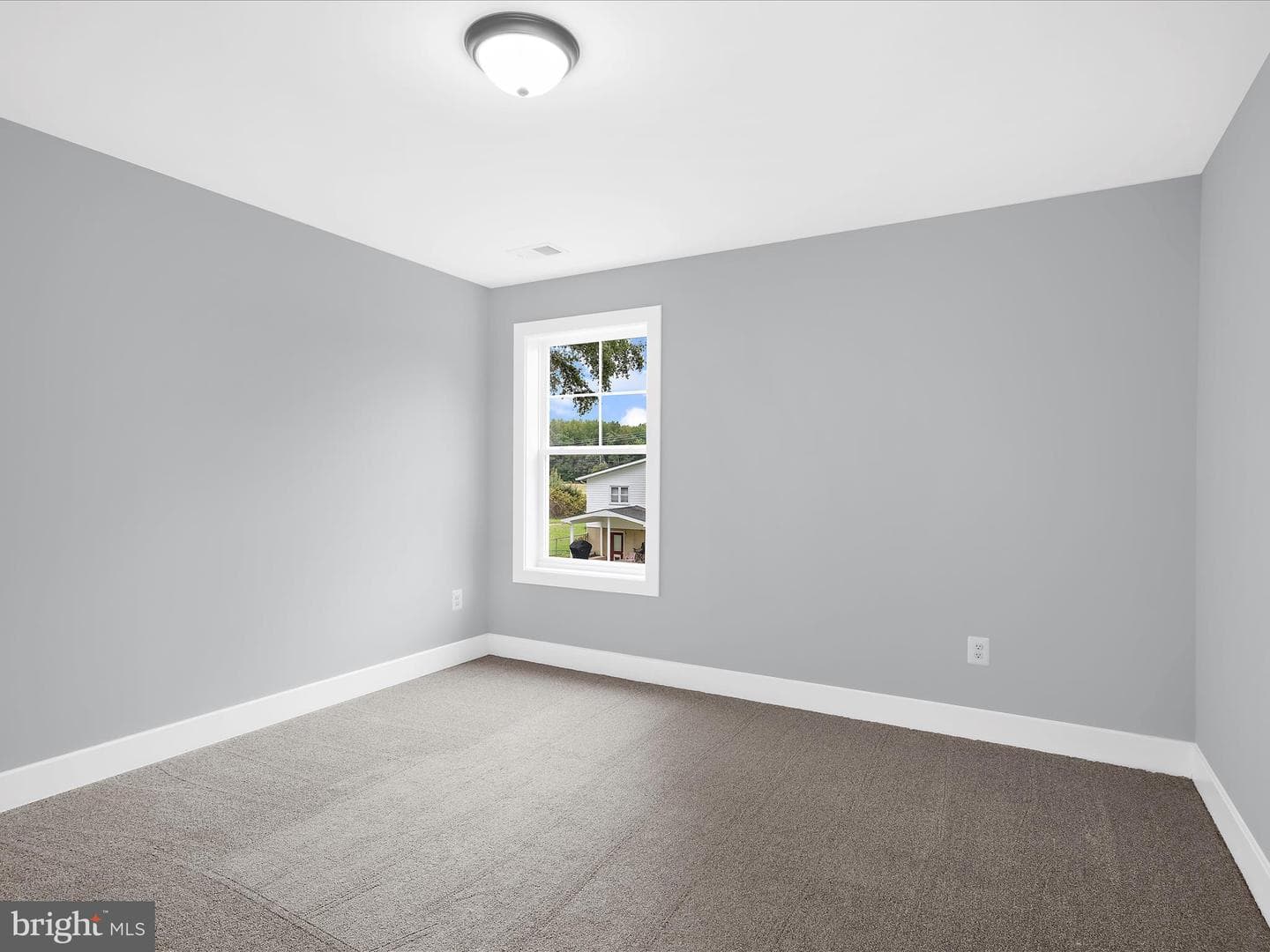 95 Edelton Avenue photo 27