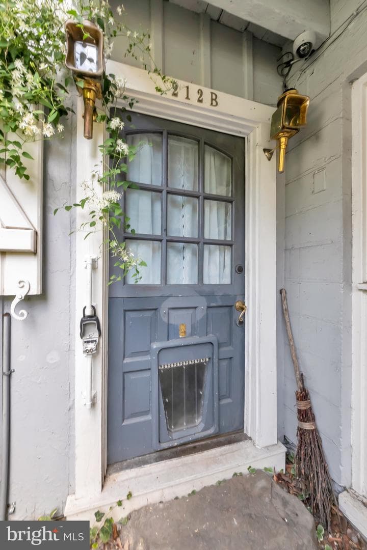 212 King George Street photo 34