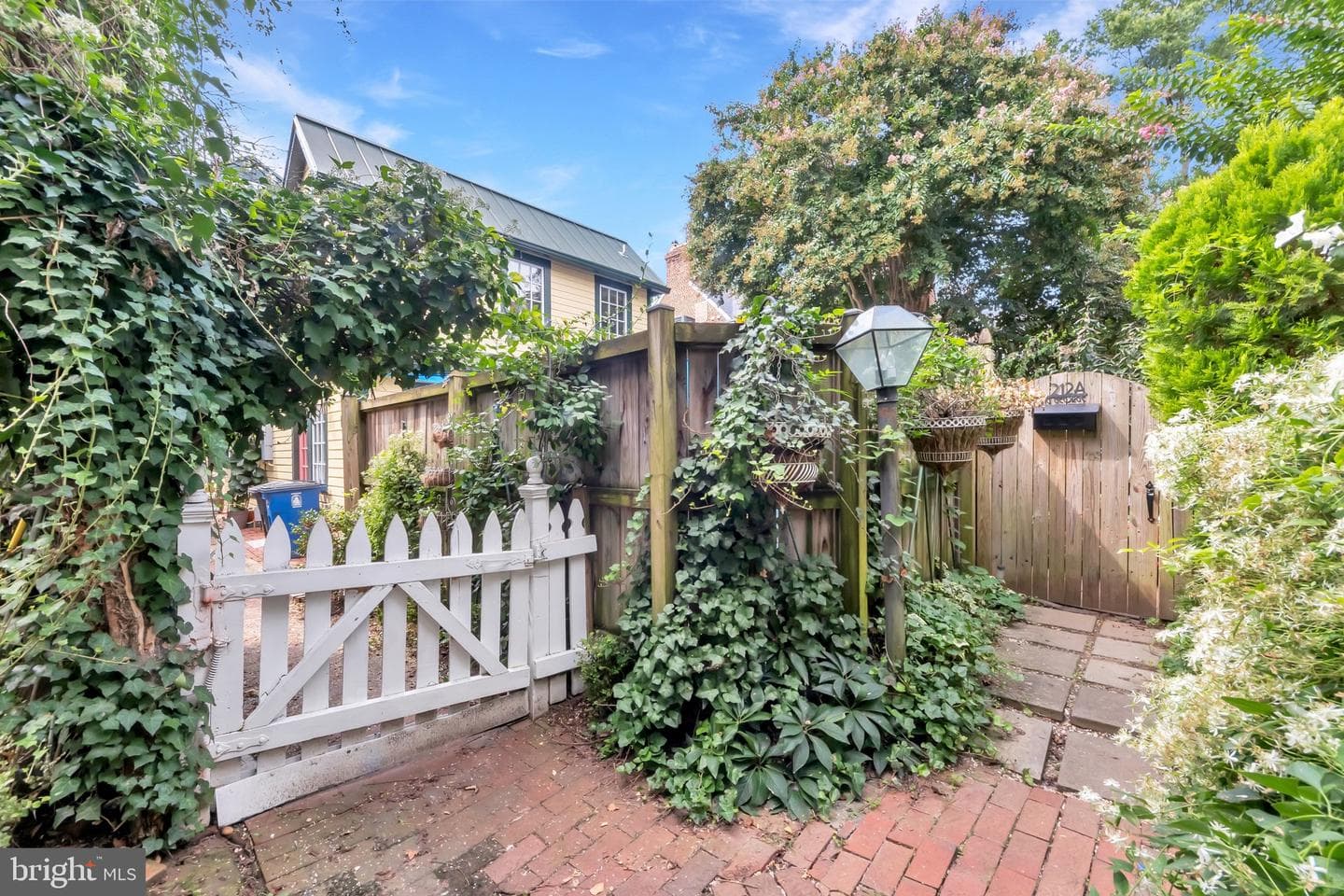 212 King George Street photo 38