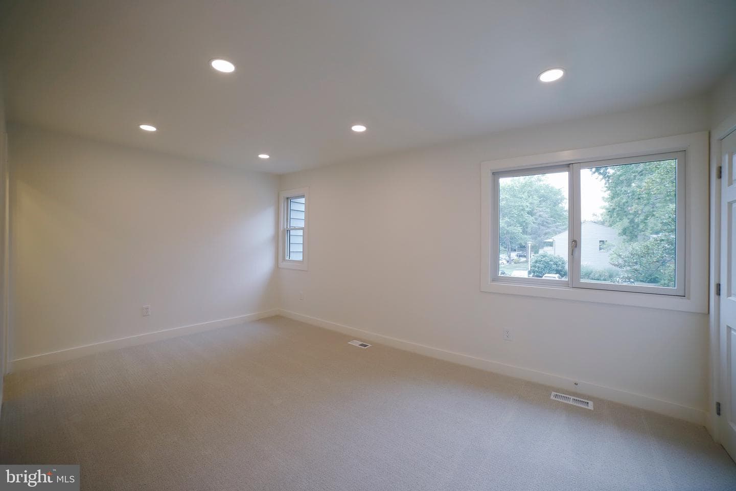 1021 Cedar Ridge Court photo 18