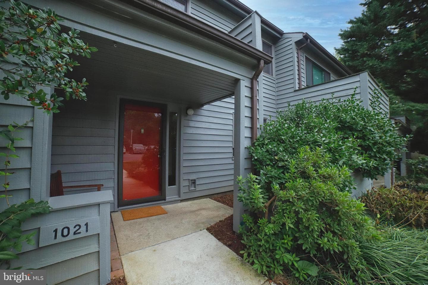 1021 Cedar Ridge Court photo 4