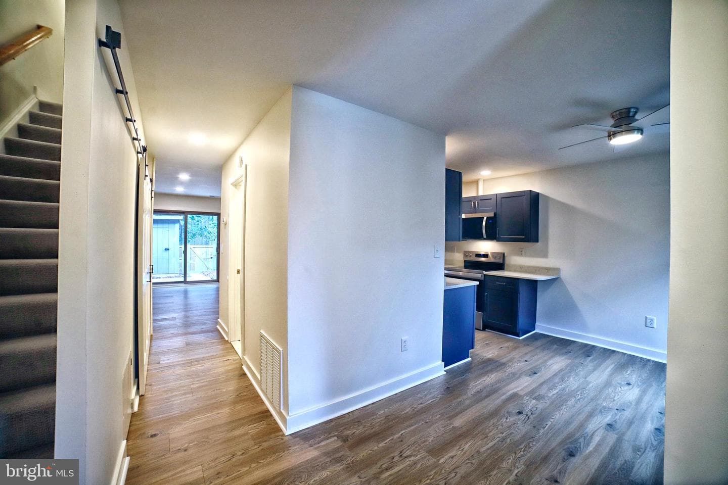 1021 Cedar Ridge Court photo 6